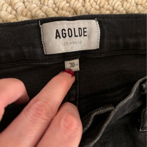 AGOLDE Sophie Mid Rise Skinny Ankle Jeans in Black with Distressed Hem - Picture 10 of 12